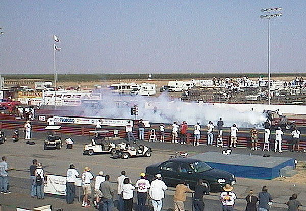 092 Wild Willy burnout ok.JPG (97692 bytes)