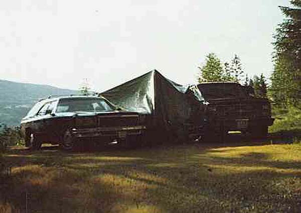 A western camp of today .JPG (35342 bytes)
